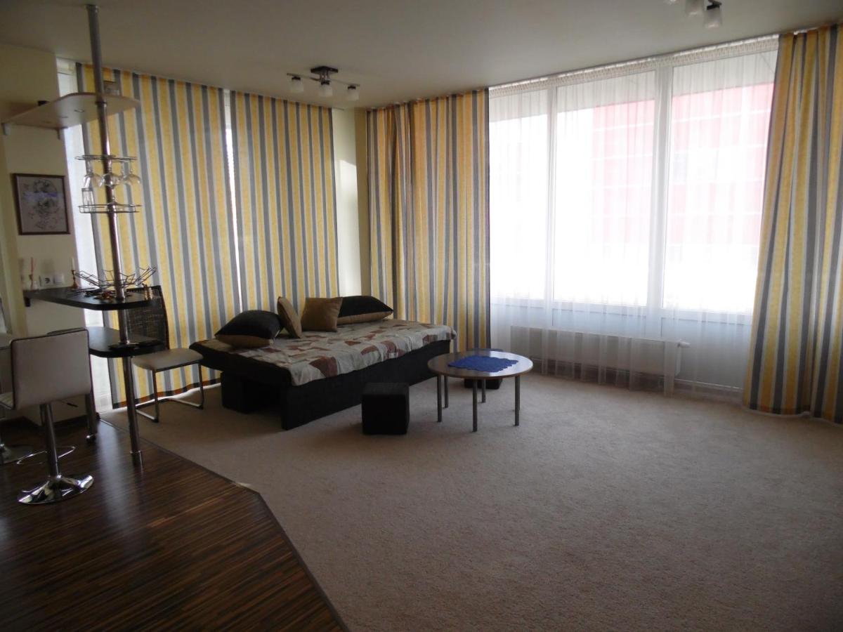 Apartment near Airport - Housity