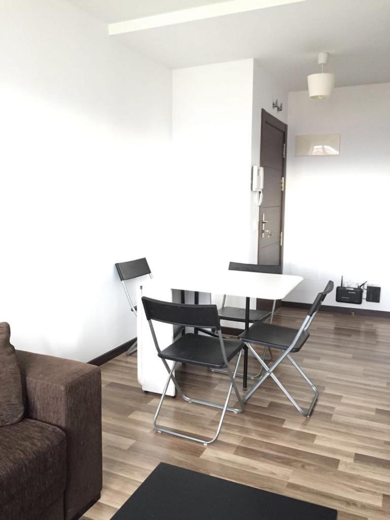 Apartamento tranquilo con parking - Hizvo