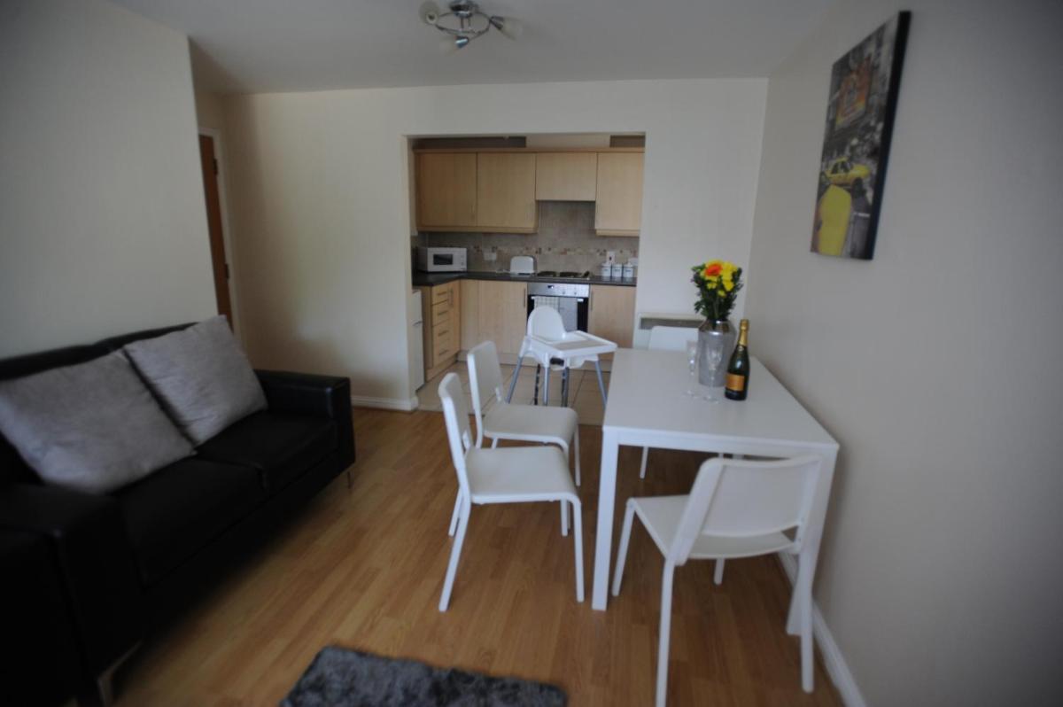 Liverpool 2 Bedroom Apartment - Housity