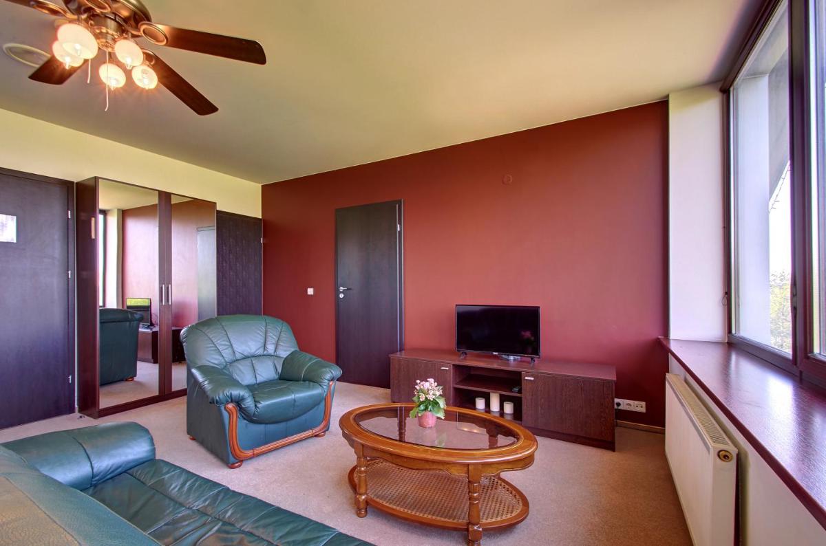 Aerohotel - Housity