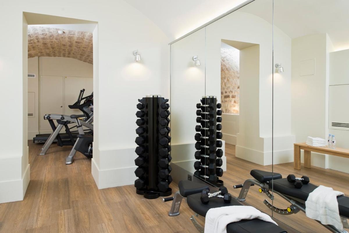 Salle ou équipements de sports de l'établissement Hôtel Saint-Pétersbourg Opéra & Spa