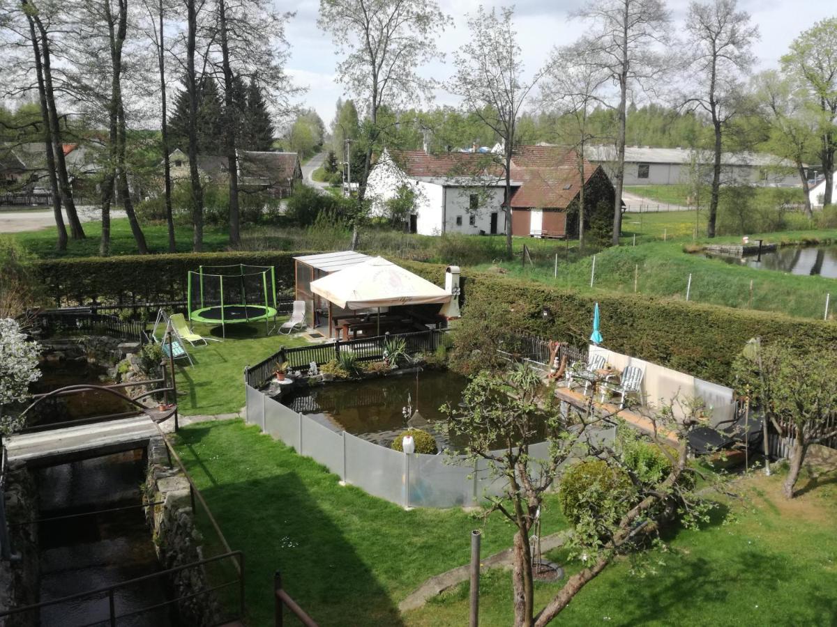 apartmán ve mlejně - Housity