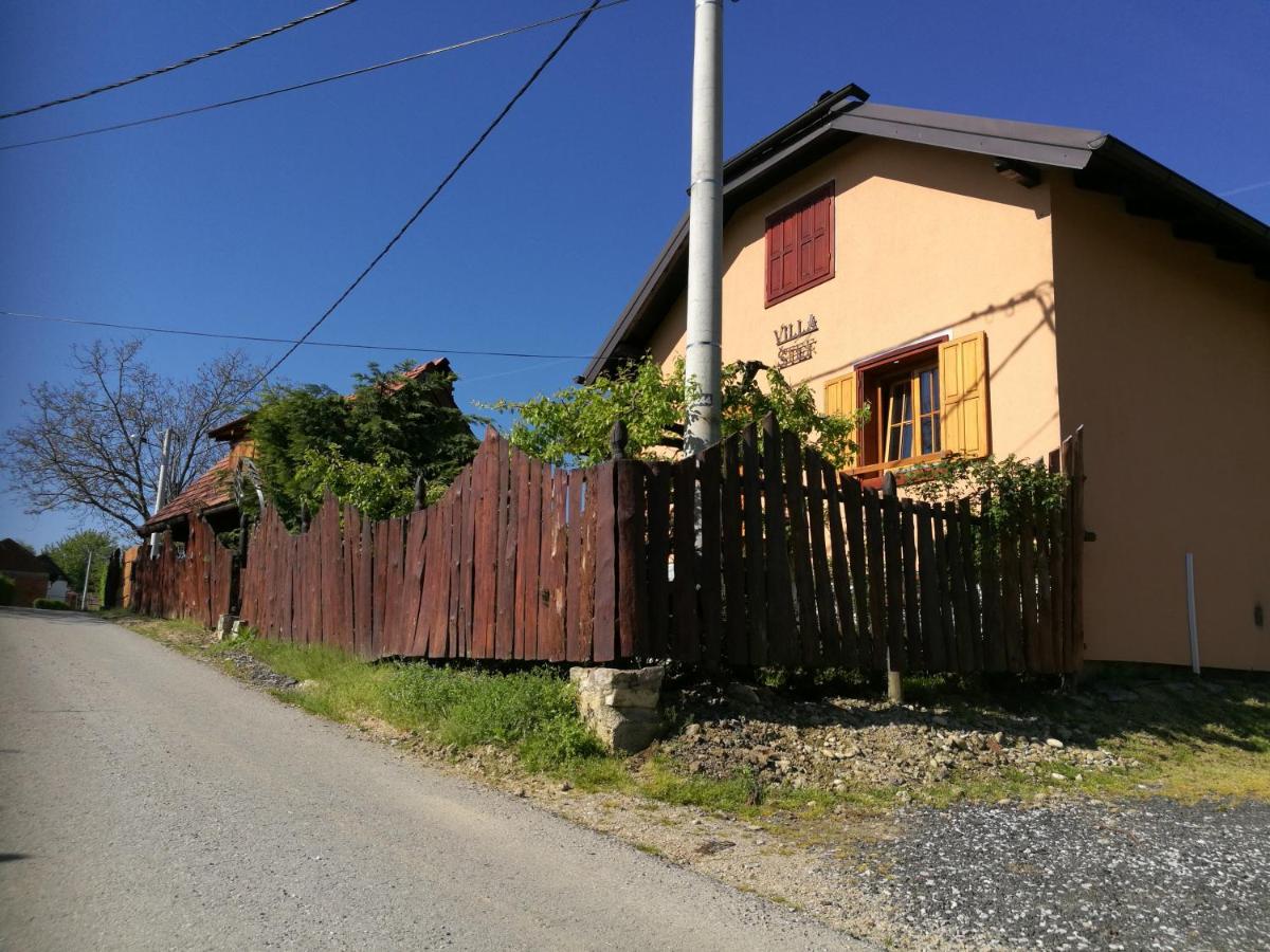 Holiday Homes Fairy Tale - Housity