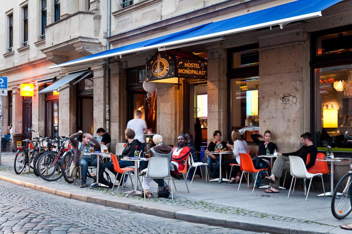 Hostel Mondpalast - Housity