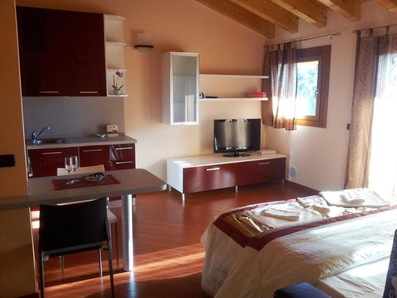 La Marina Resort - Housity