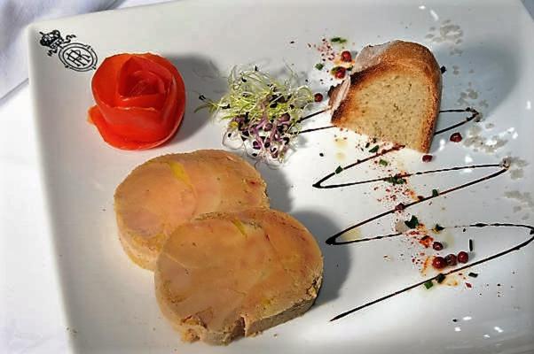 Nourriture dans l'hôtel ou à proximité