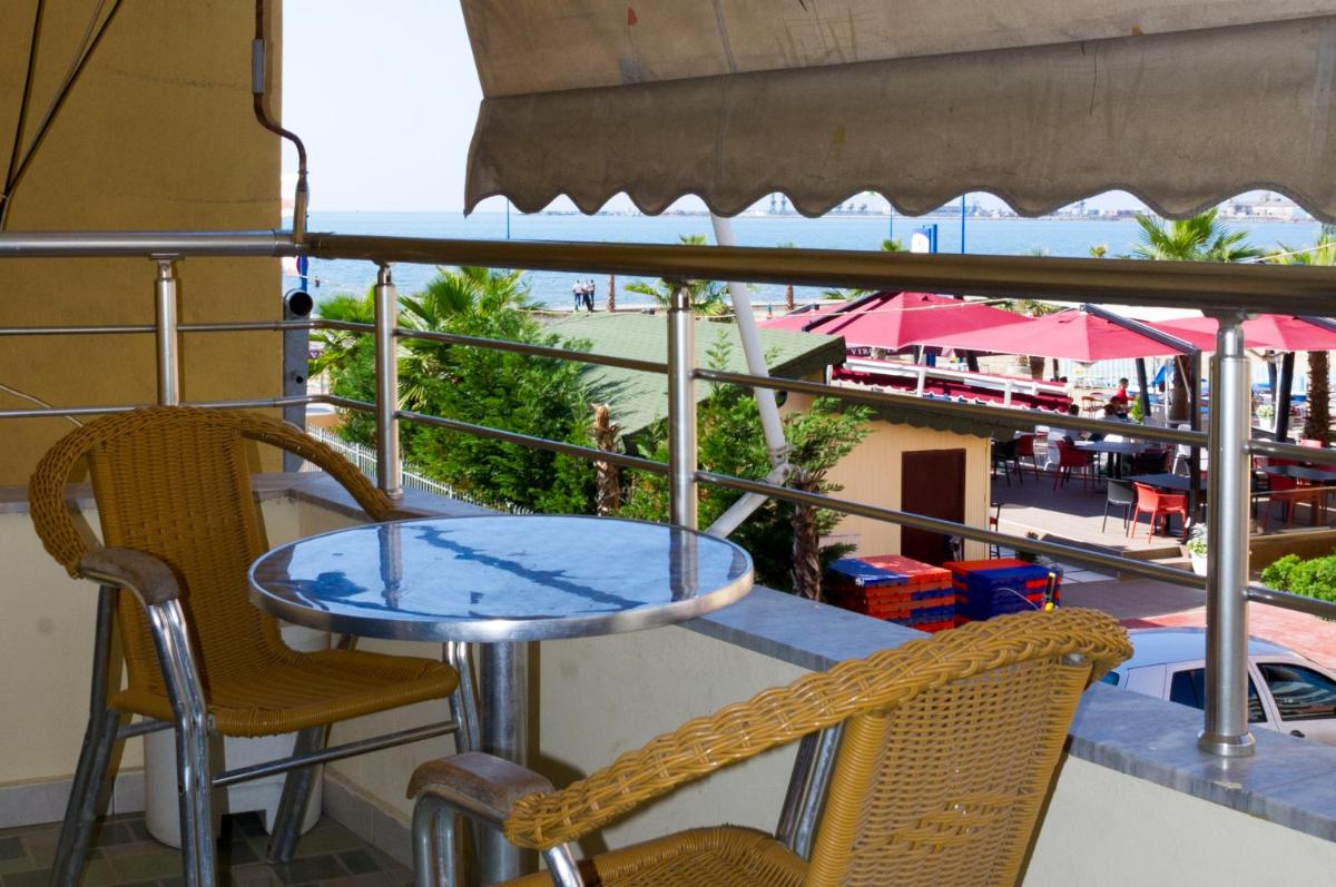 Comfortable apartment next to the beach - Housity