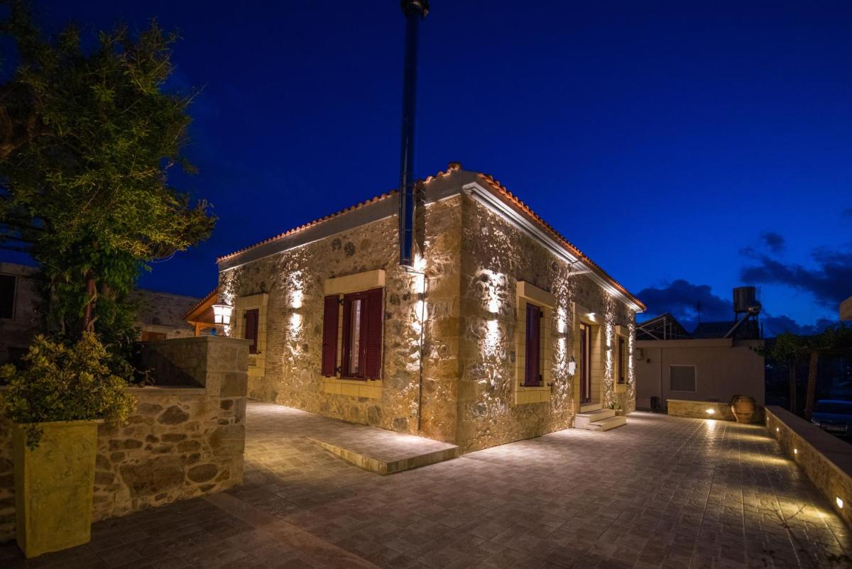 PRIVATE Sapphiros Villa - Housity