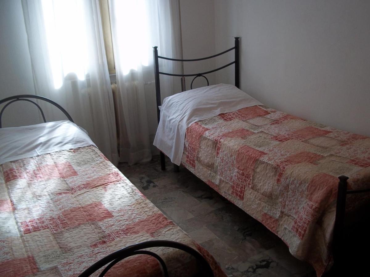 Appartamento Gronda Lagunare - Housity