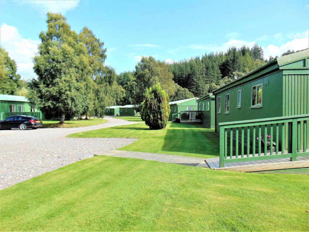 Glen Affric Holiday Park - Housity