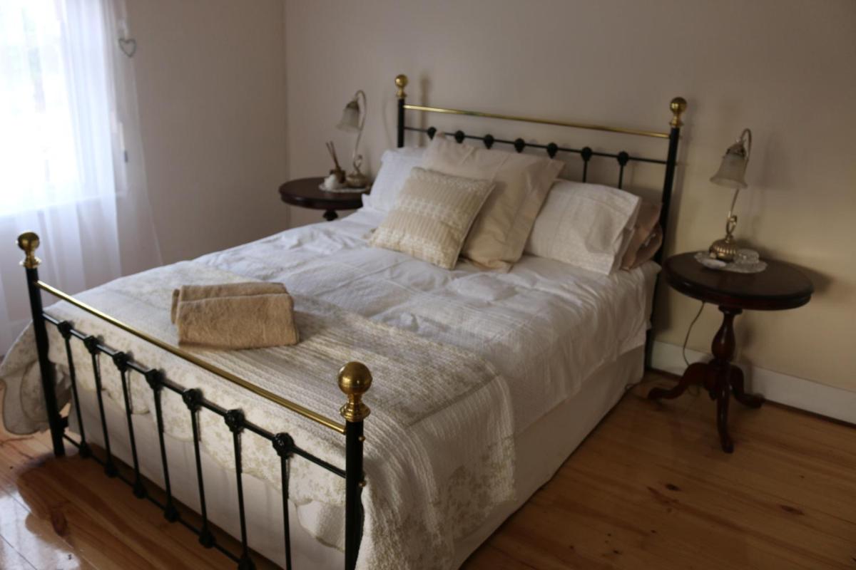 Pink Gums Farmstay - Housity