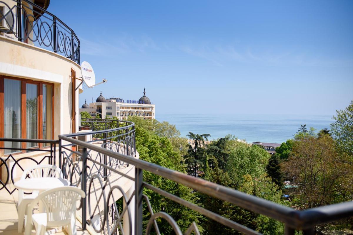 Suitetrails - Sea View Rental Iglika Apartments