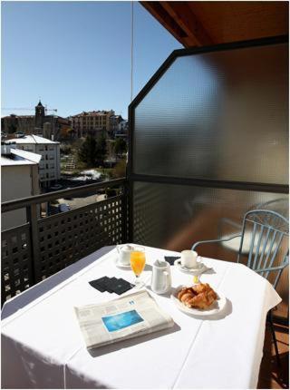 Comida en o cerca de este hotel