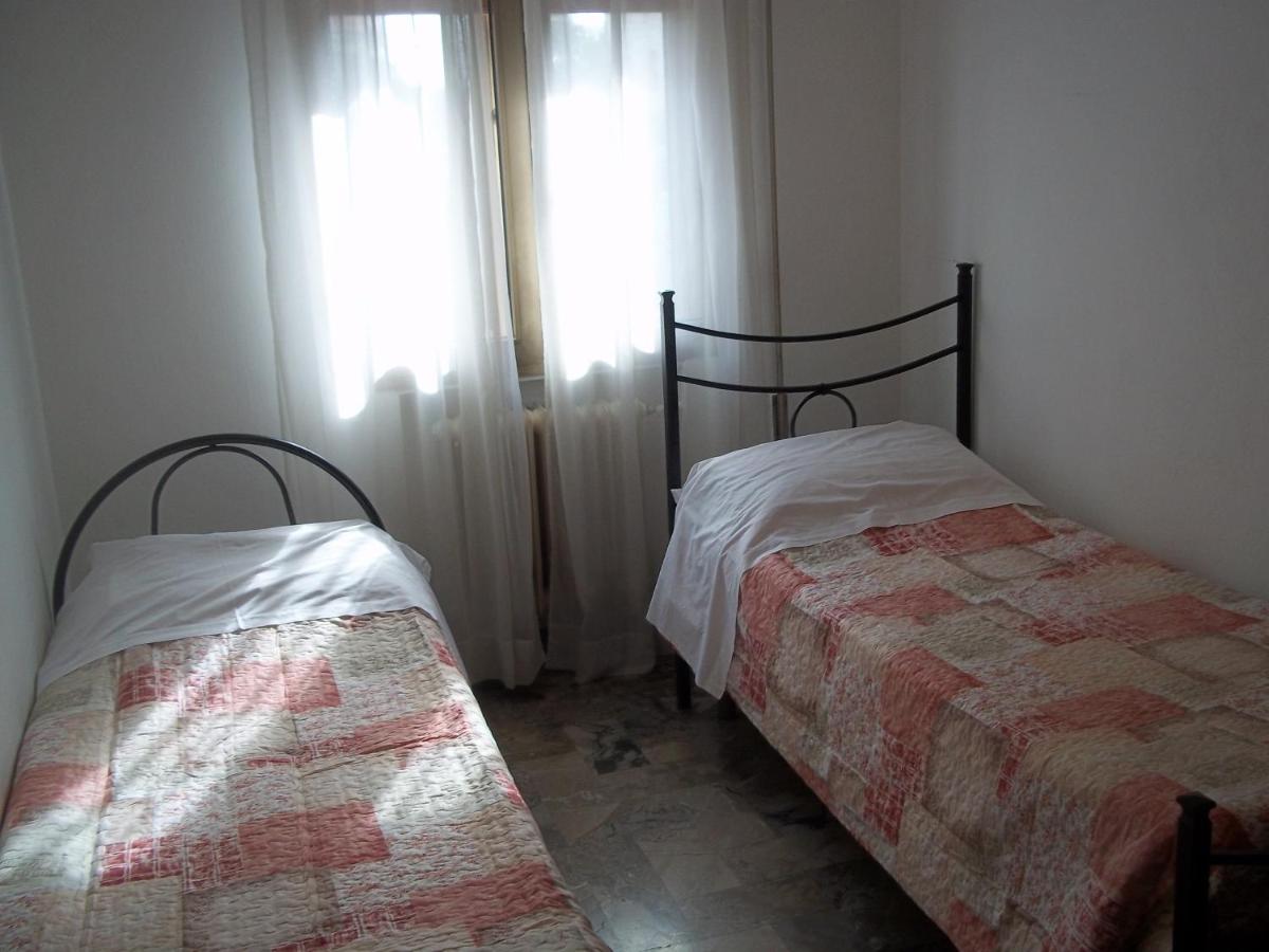 Appartamento Gronda Lagunare - Housity