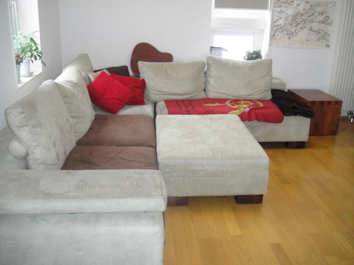 The Red Ski House - Housity