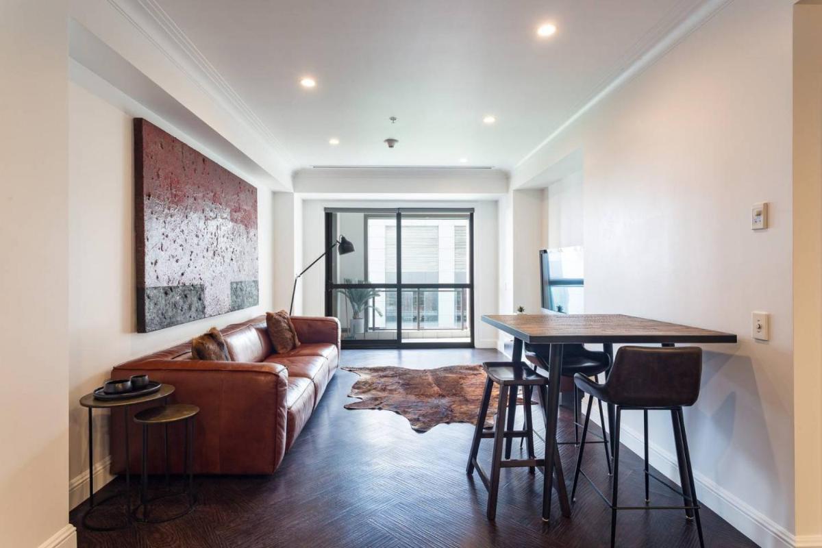 Heritage Luxury & Viaduct Vibe - Housity