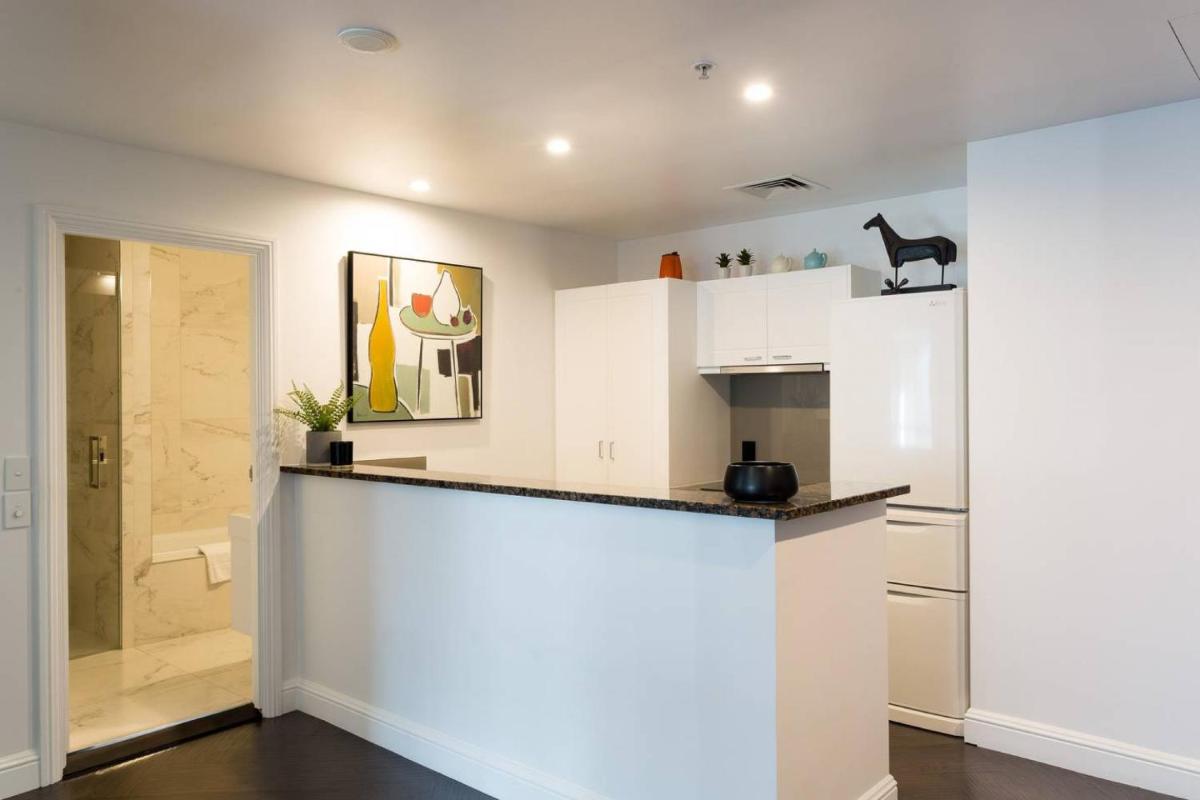 Heritage Luxury & Viaduct Vibe - Housity