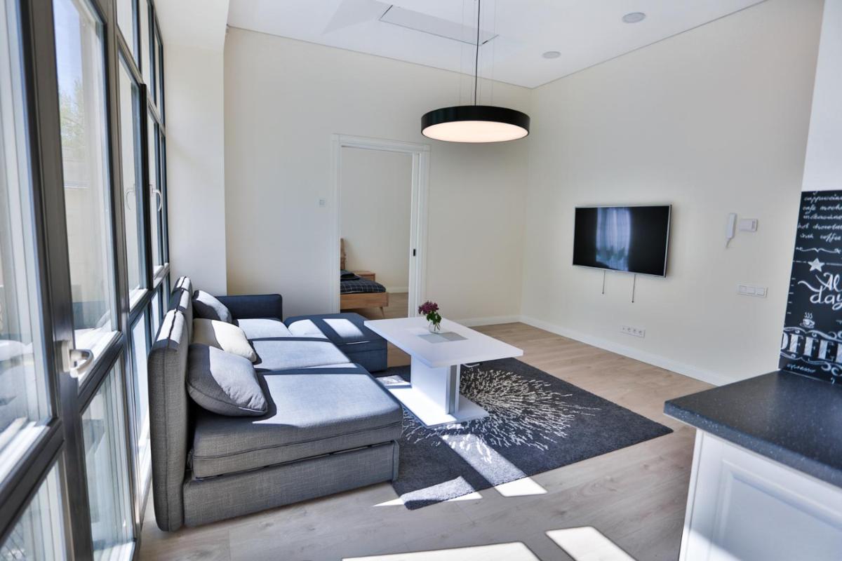 Loft on Owl Hill - Housity