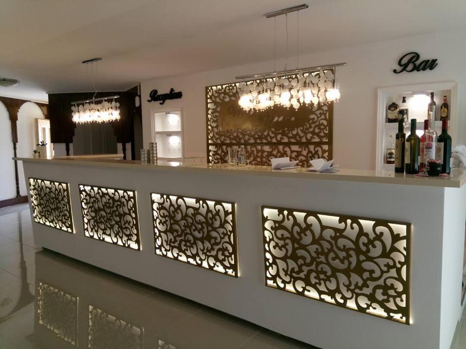 B&B Villa Pipacs - Housity