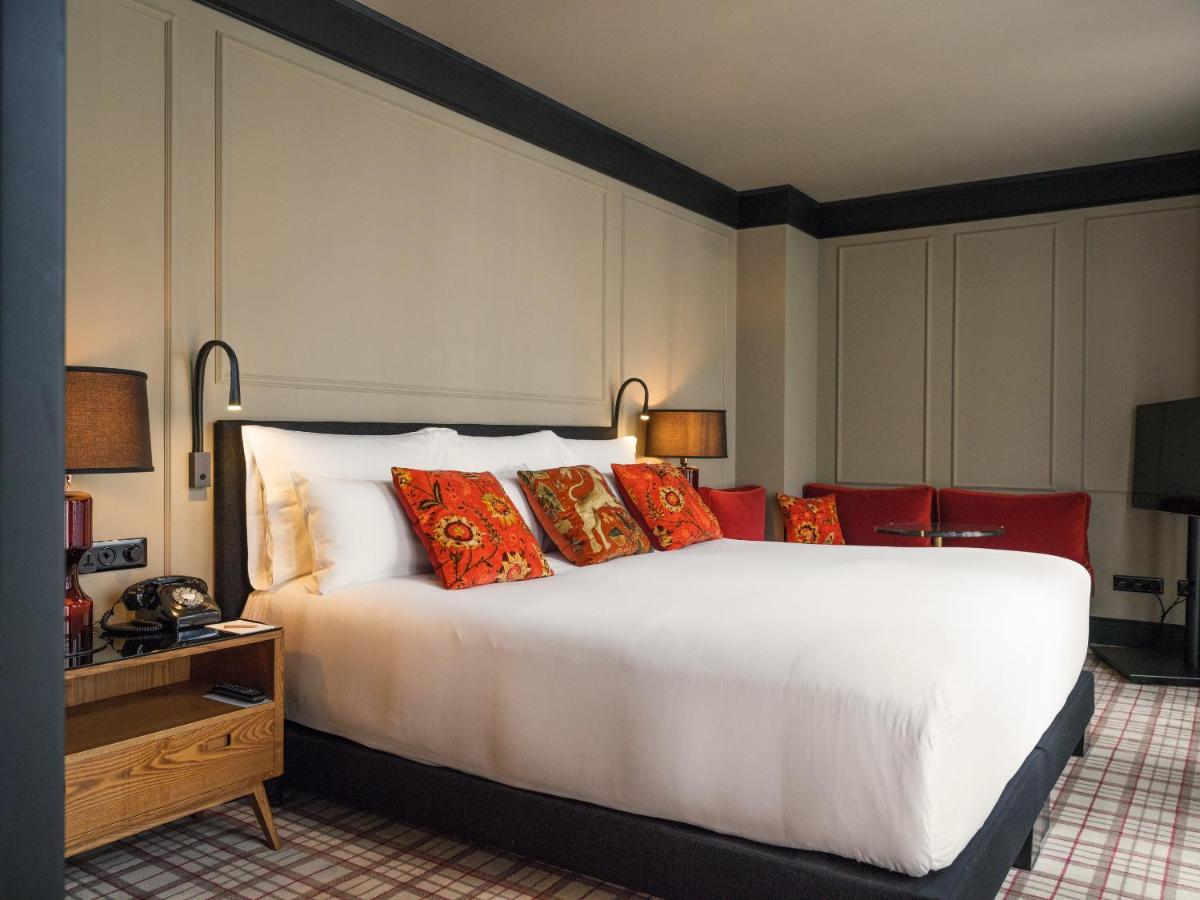 Cama o camas de una habitación en Wittmore Hotel - Adults Only, Small Luxury Hotels