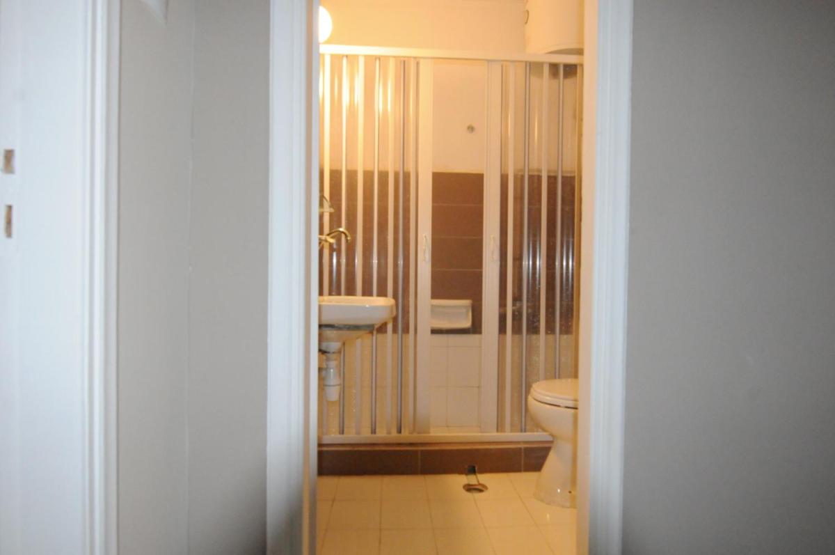Kinetta Apartments - Housity