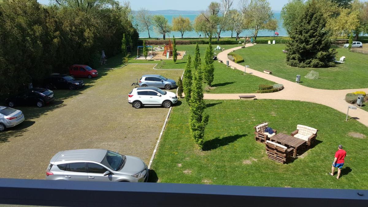 Surman Apartmanok - Housity