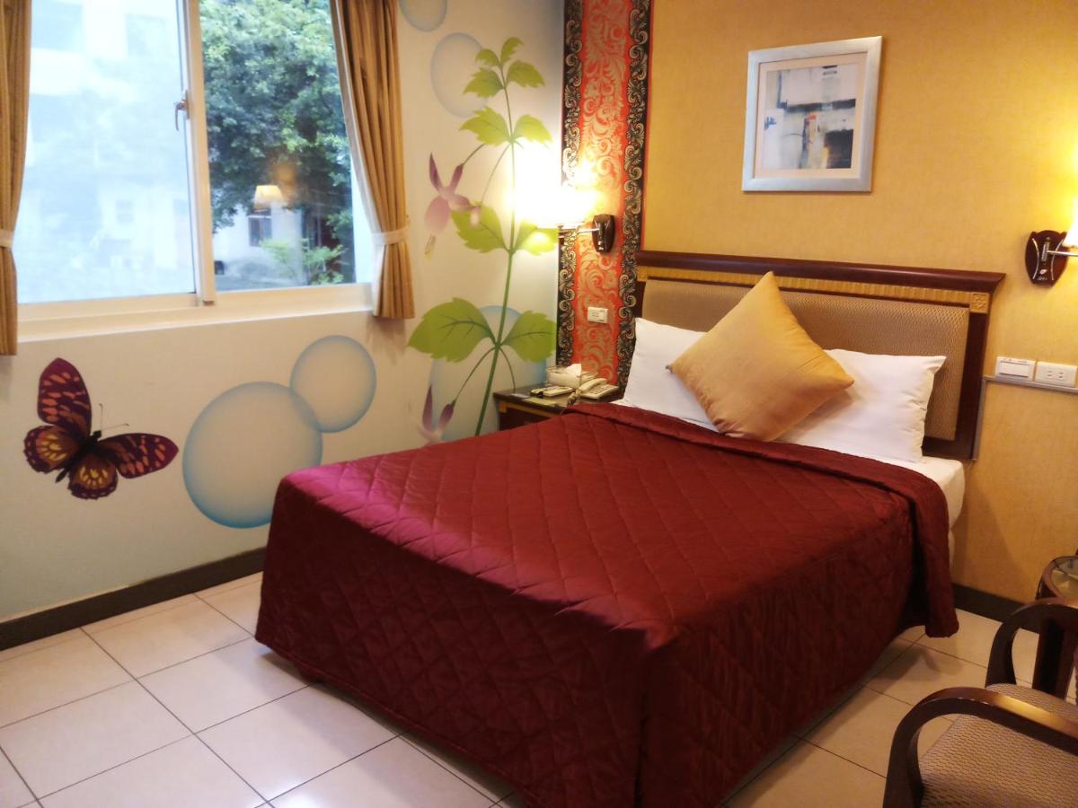 Puti Commercial Hotel - Housity