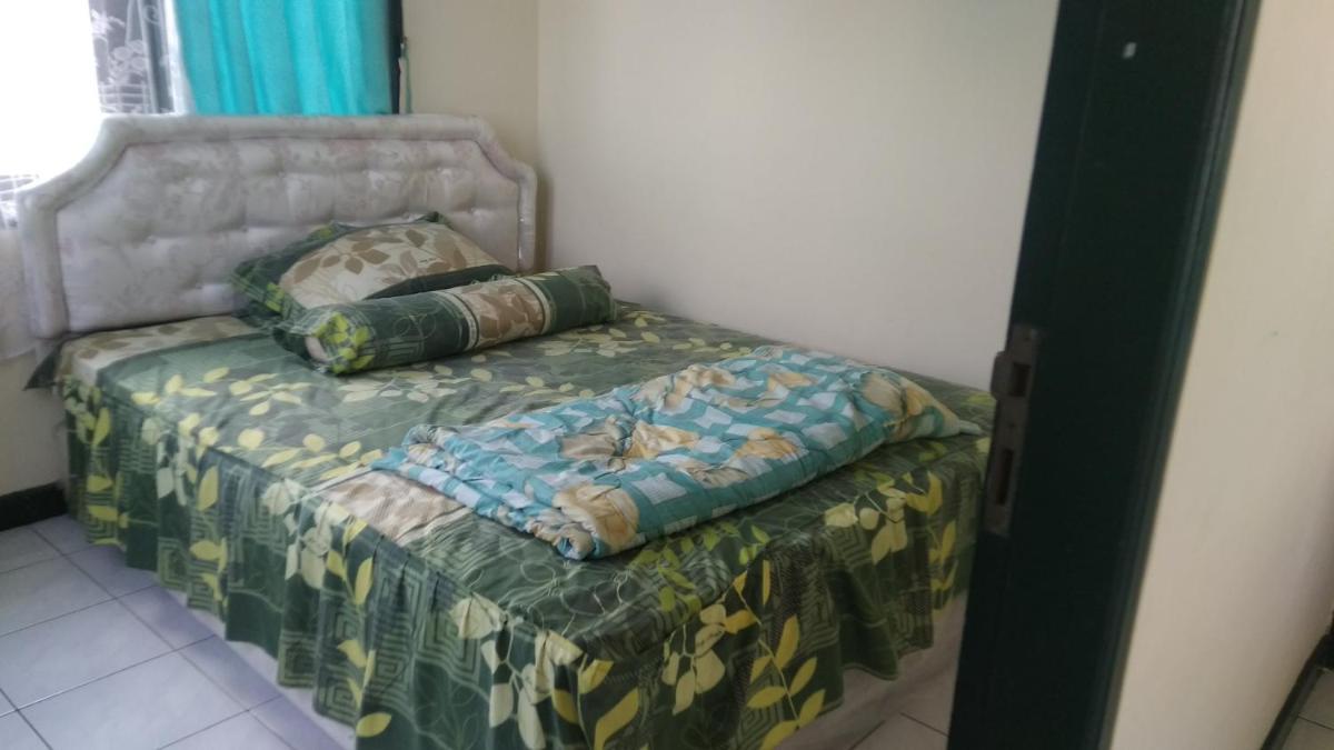 Fame Villa Castle Hook Kota Bunga - Housity