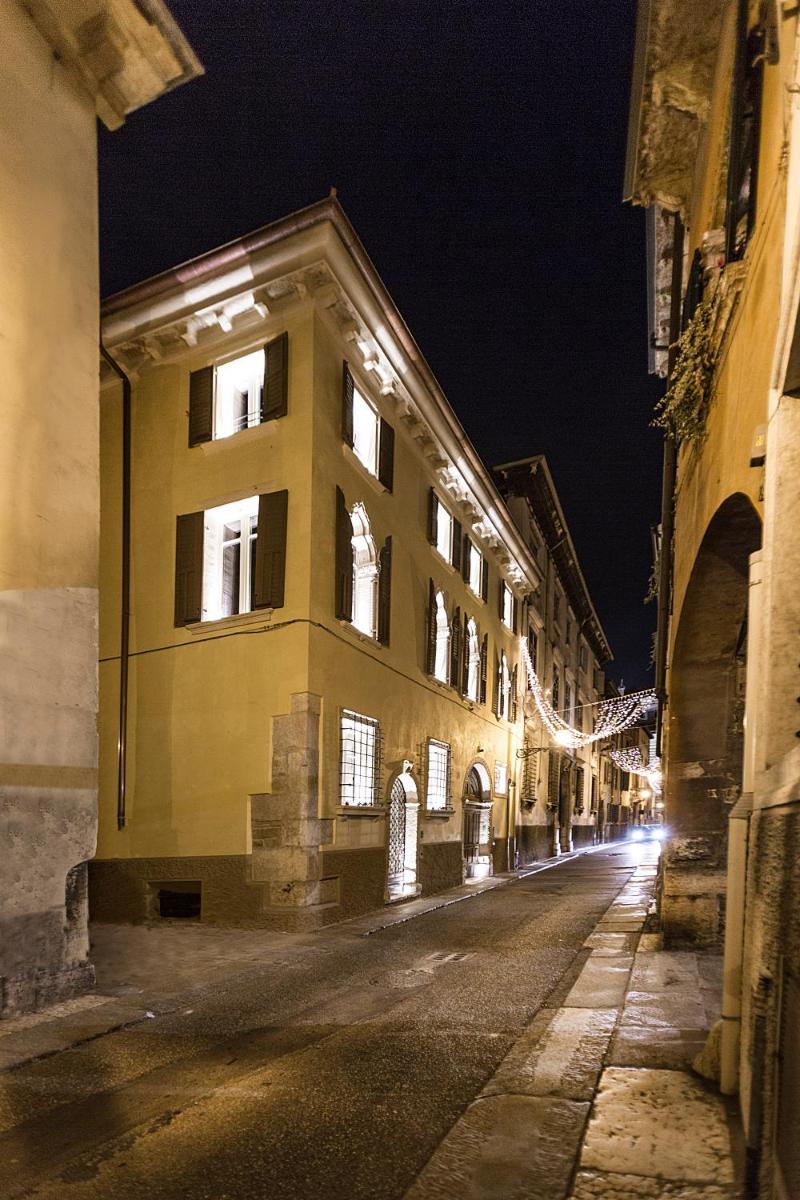 Residenza Palazzo Brenzoni - Housity