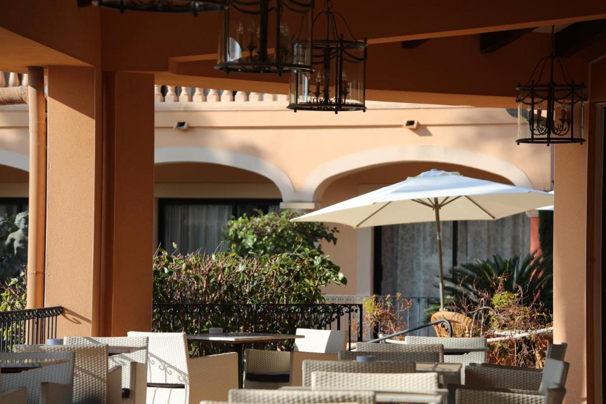 Zona de estar de Mon Port Hotel & Spa