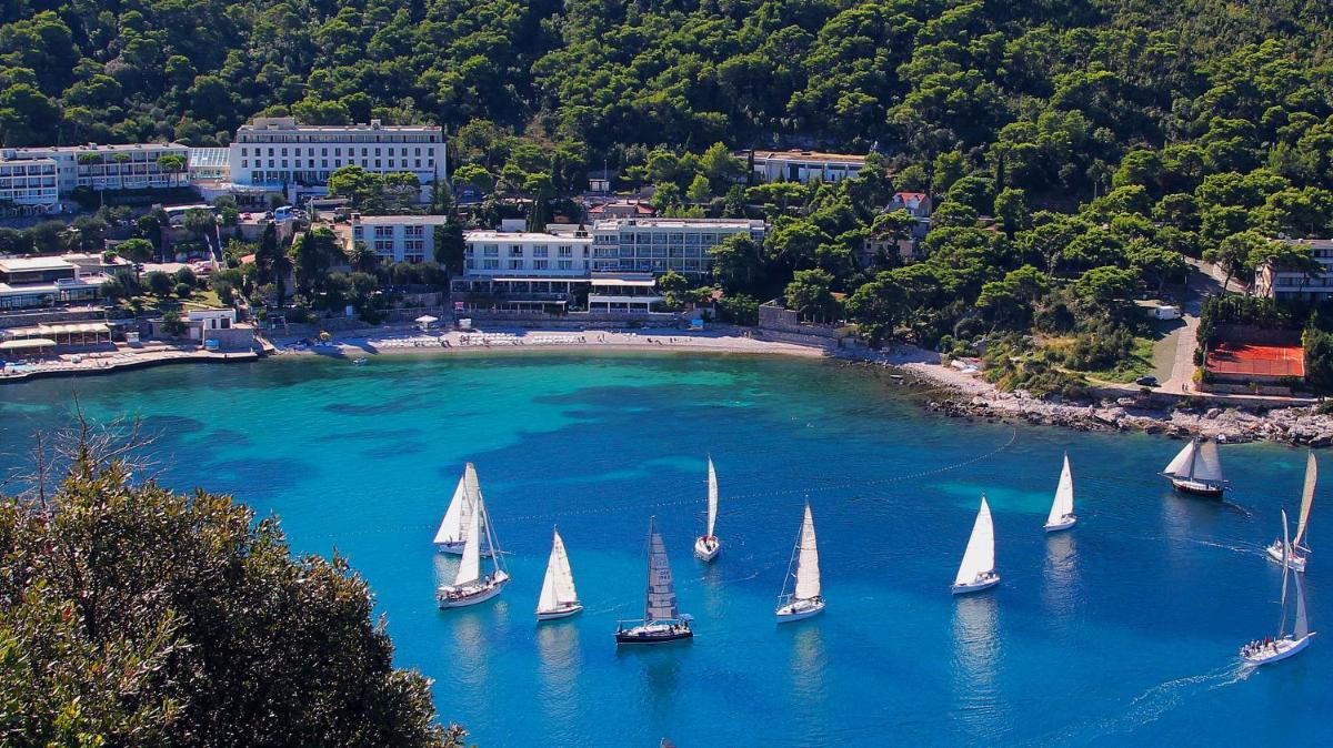 Hotel Vis - Housity