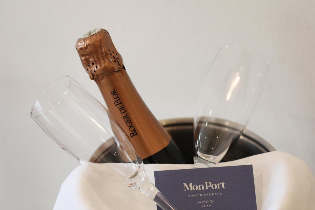 Bebidas en Mon Port Hotel & Spa