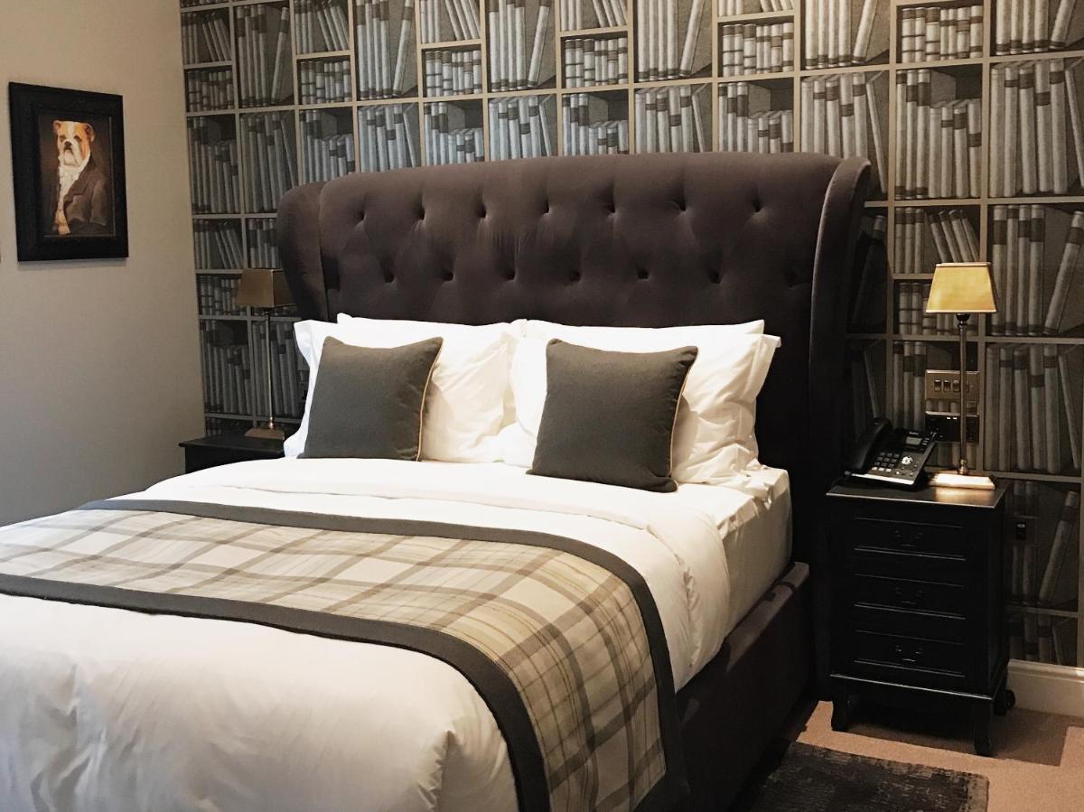 The Grafton Arms Pub & Rooms - Housity