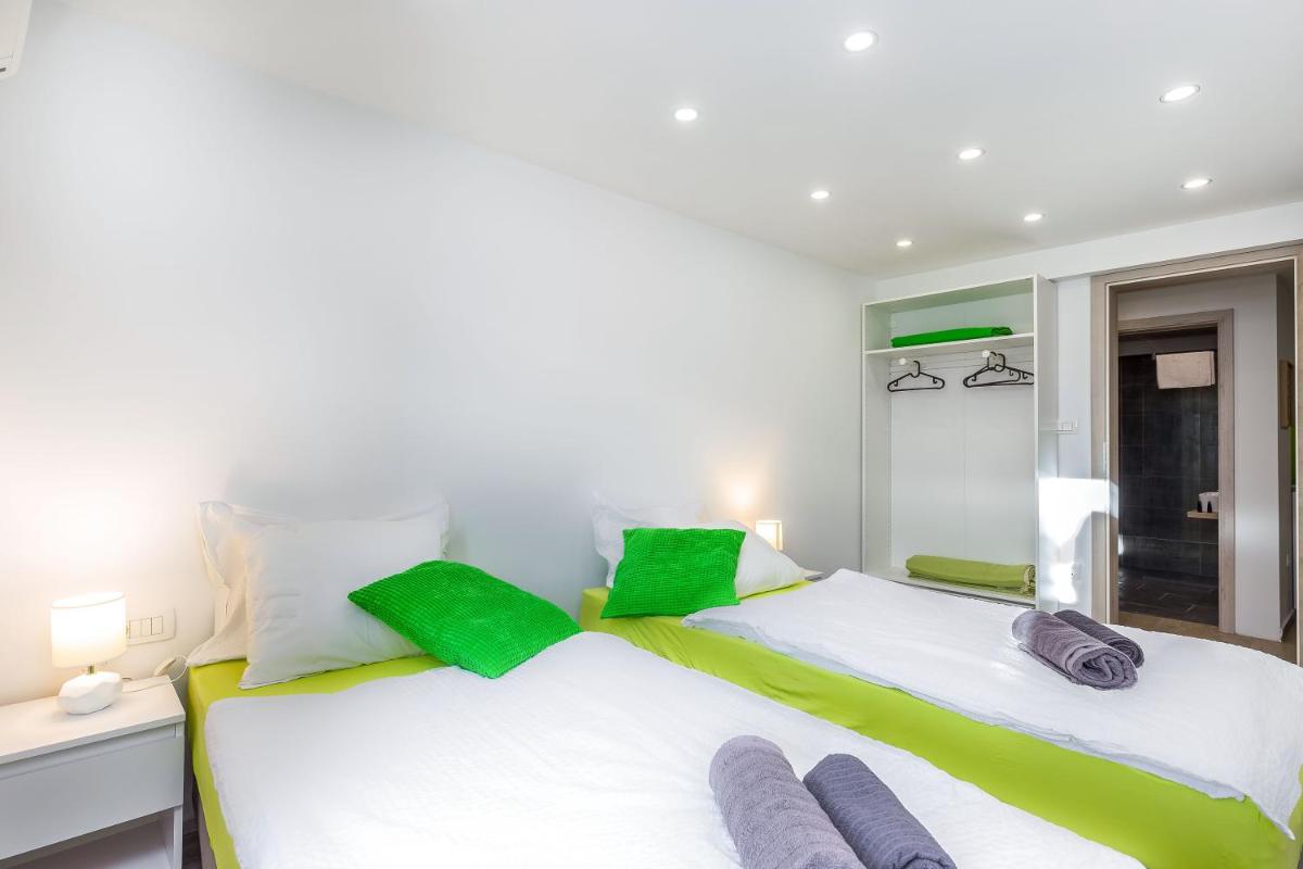 Apartments In The City - Housity