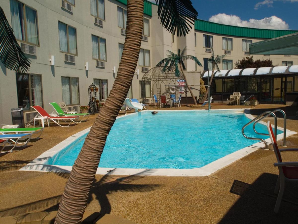 Lamplighter Inn-South - Housity