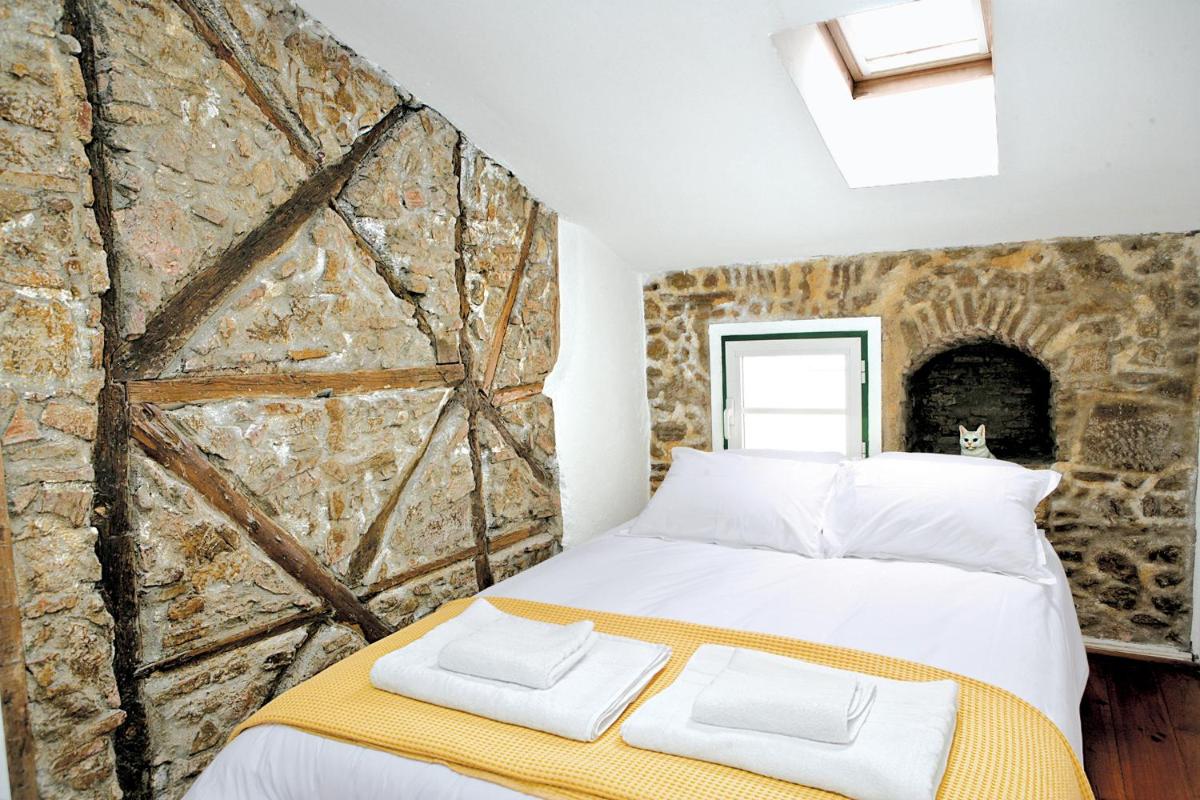 18th Century Loft - Housity