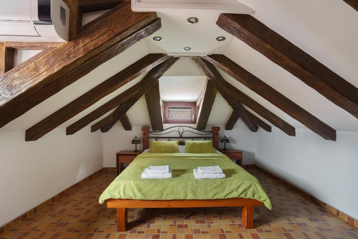 Apartments Wine House Old Town - Housity