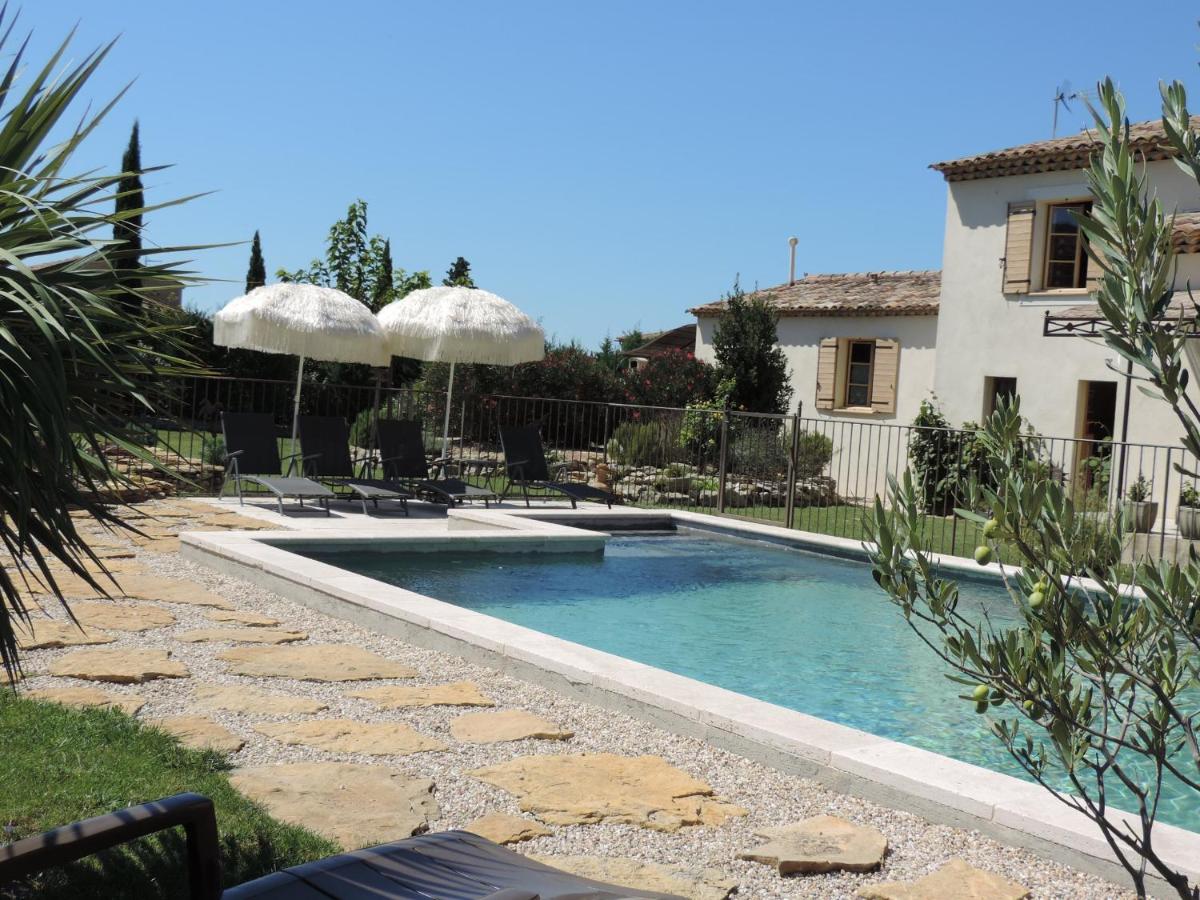 Le Faré Tchanqué Alpilles Luberon parking gratuit sur place - Housity