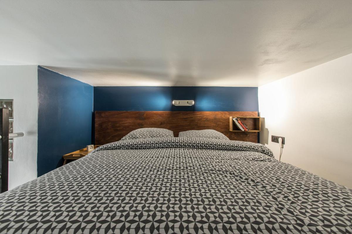 Mezzanine Studio near Monaco - Housity