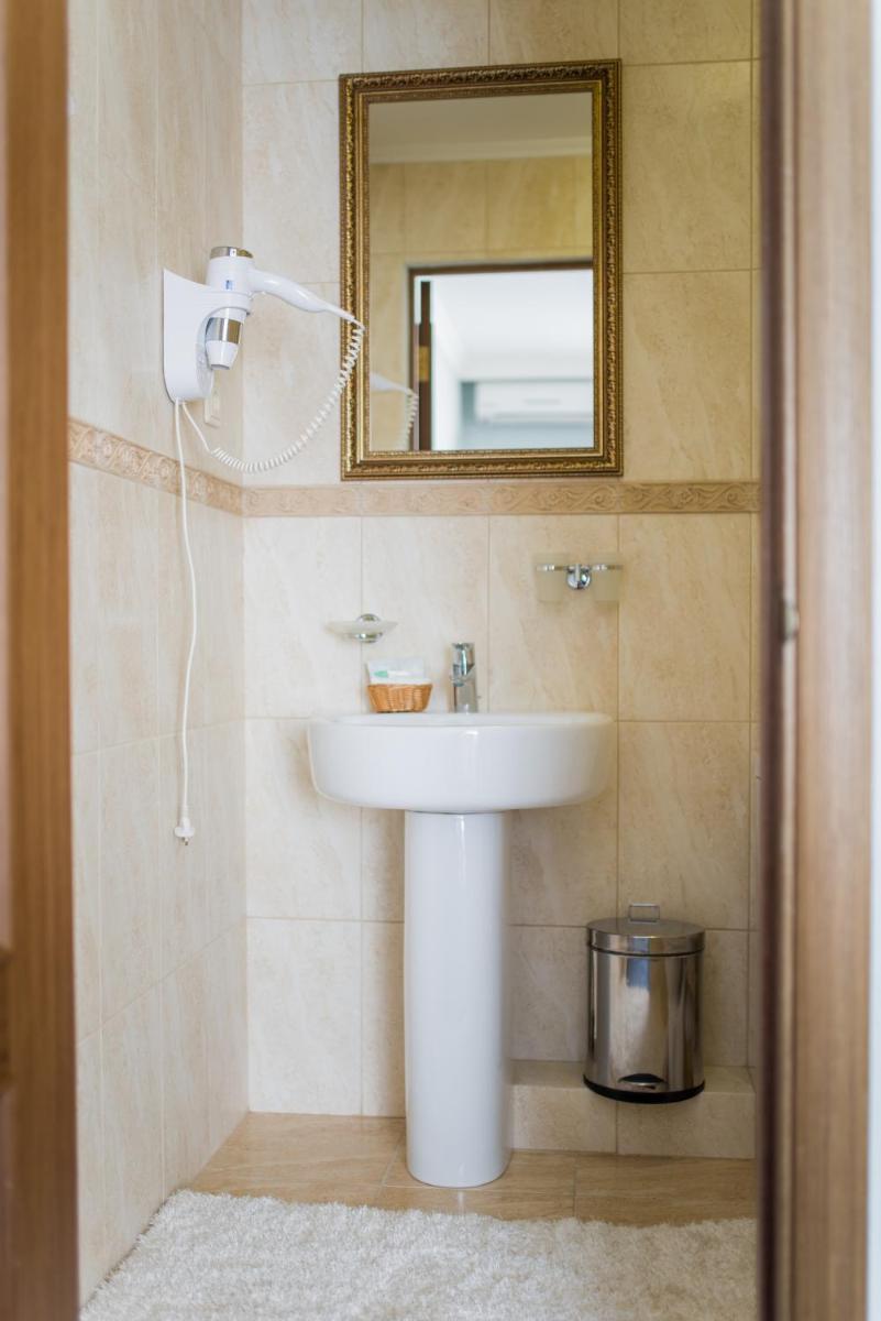 Zihia Hotel - Housity