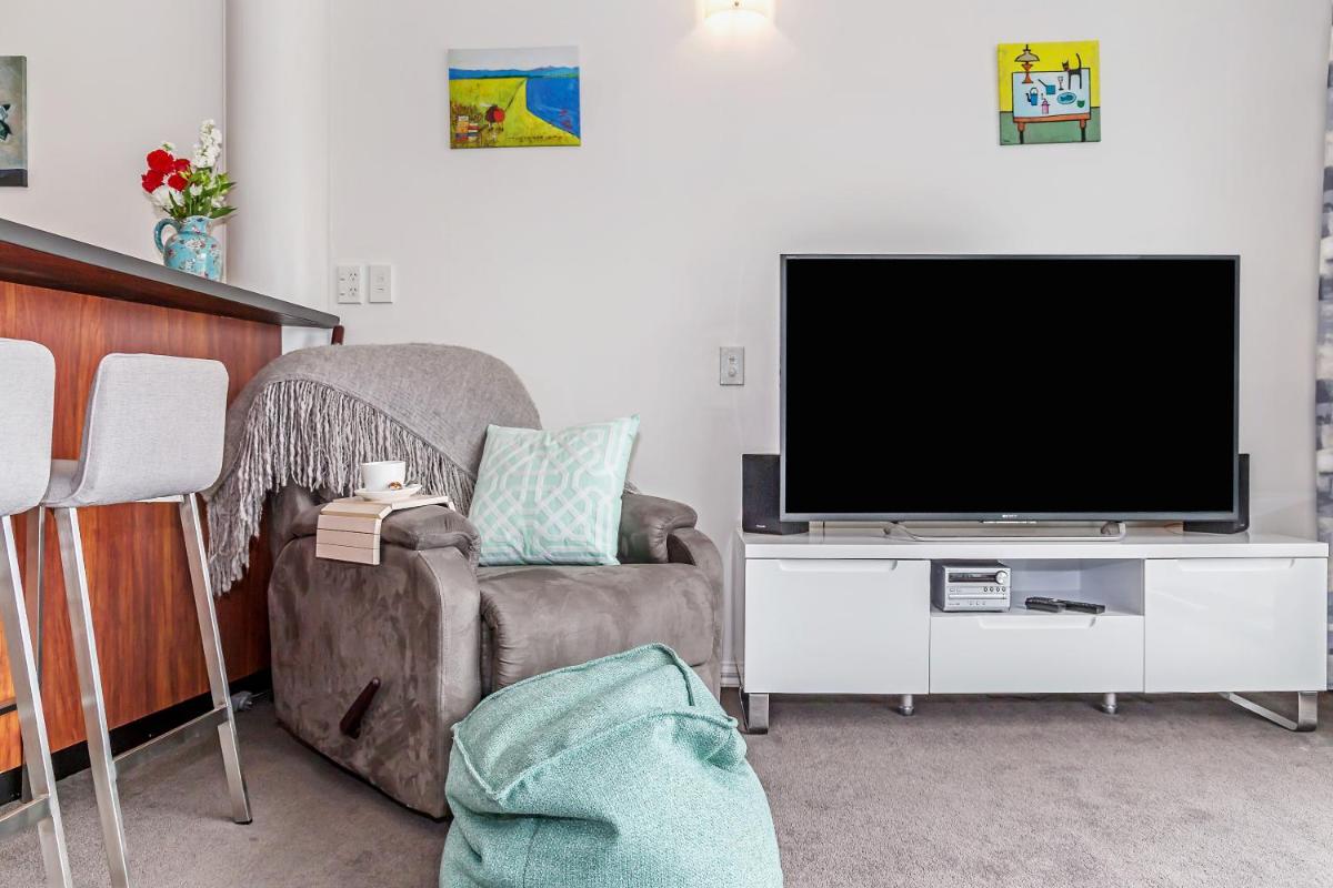 Princes Wharf Waterfront - Comfortable Luxury - Housity