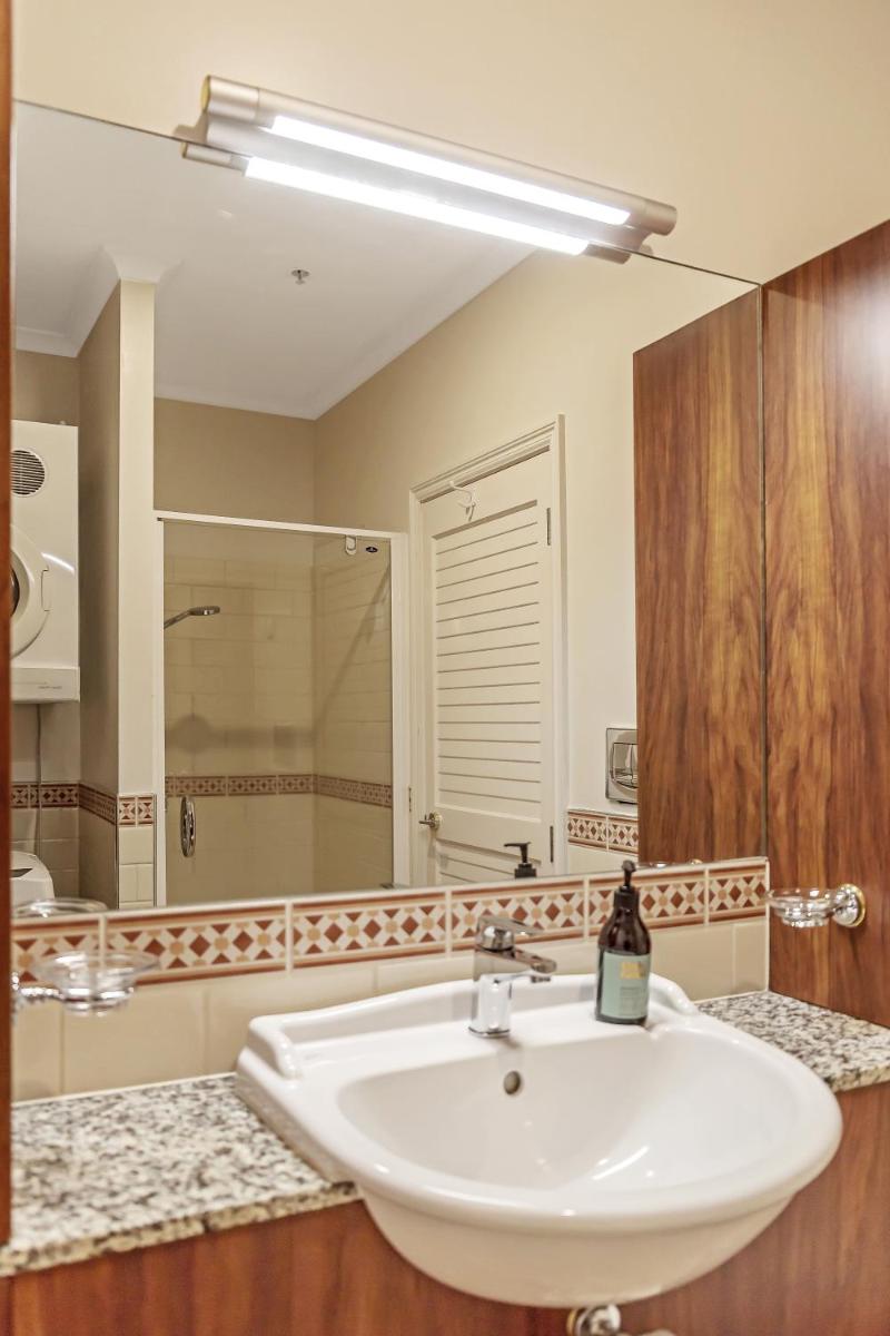 Princes Wharf Waterfront - Comfortable Luxury - Housity