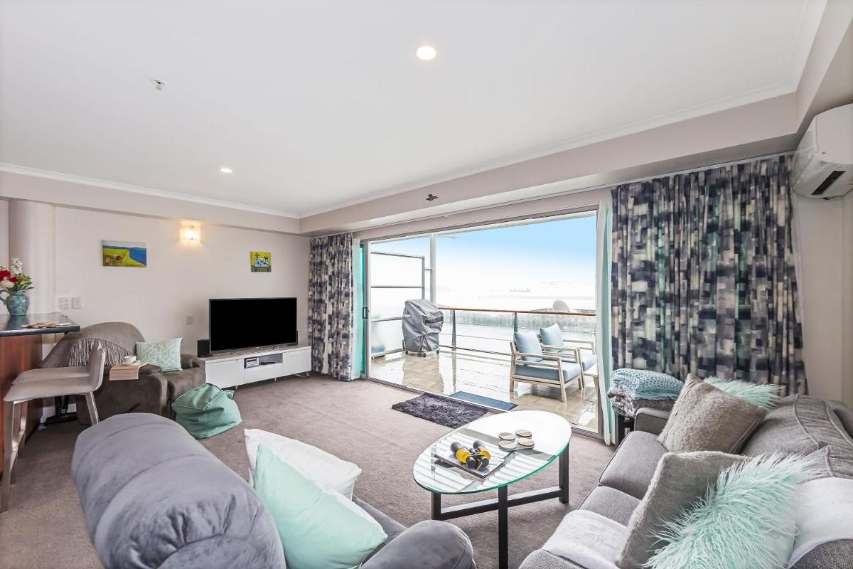 Princes Wharf Waterfront - Comfortable Luxury - Housity