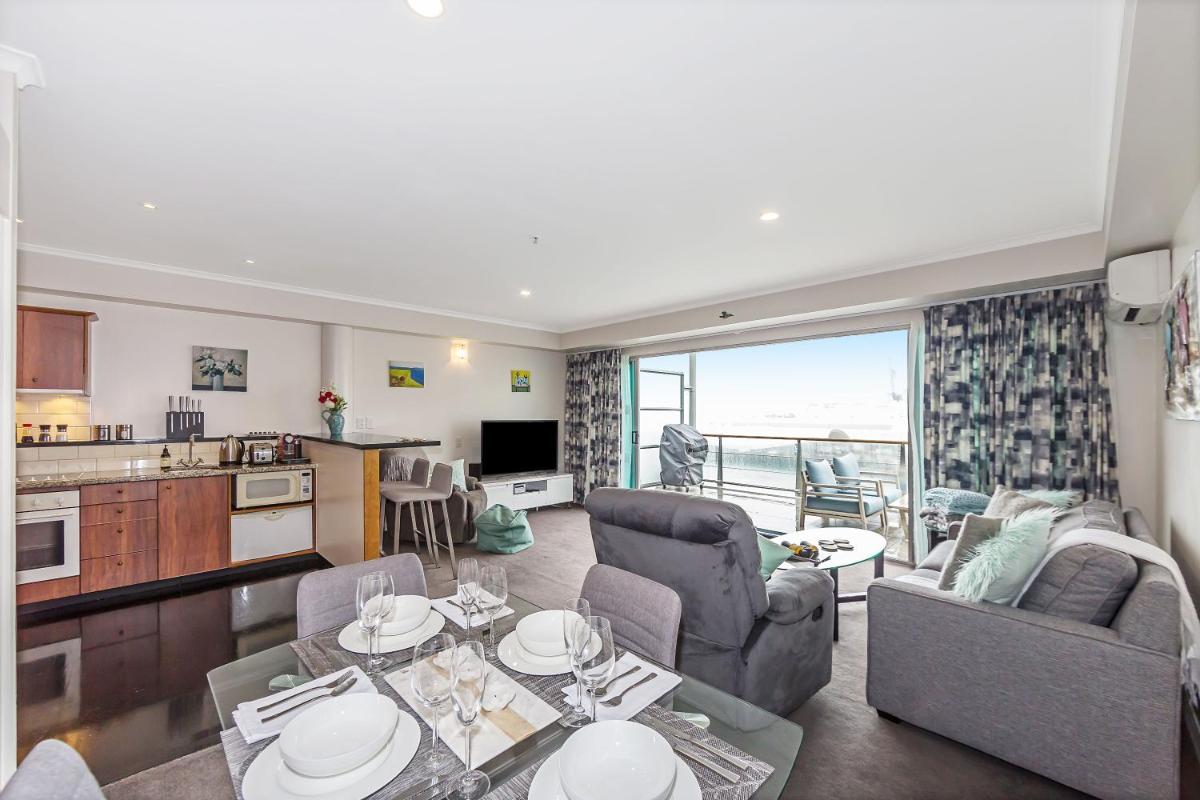 Princes Wharf Waterfront - Comfortable Luxury - Housity