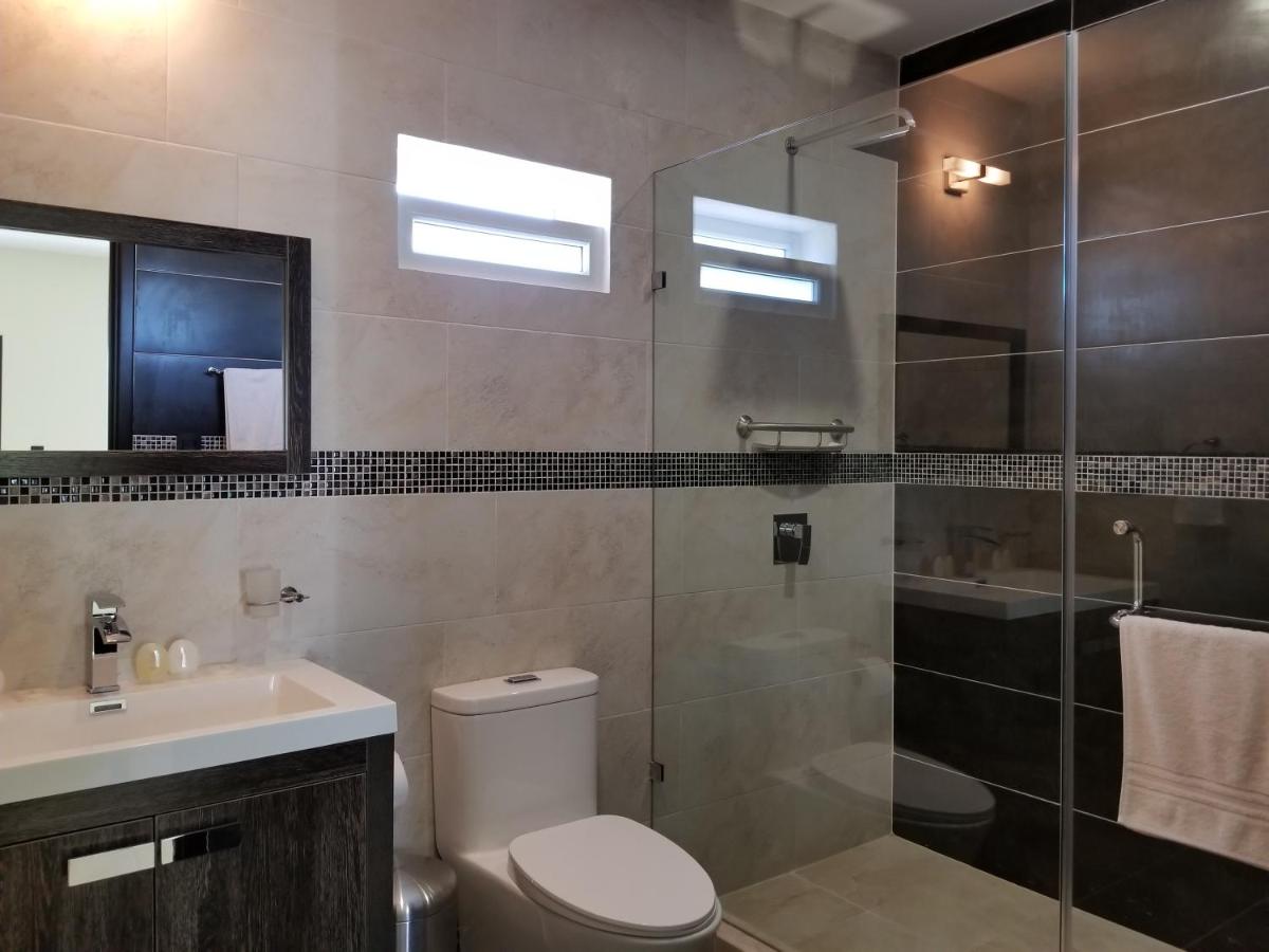 Casa Margarita Hotel And Paradise - Housity