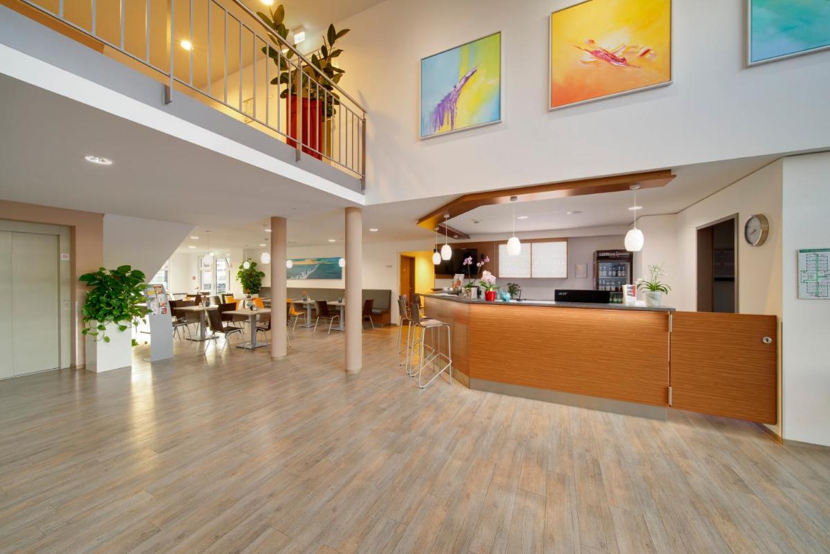 Euro Hotel Friedberg - Housity
