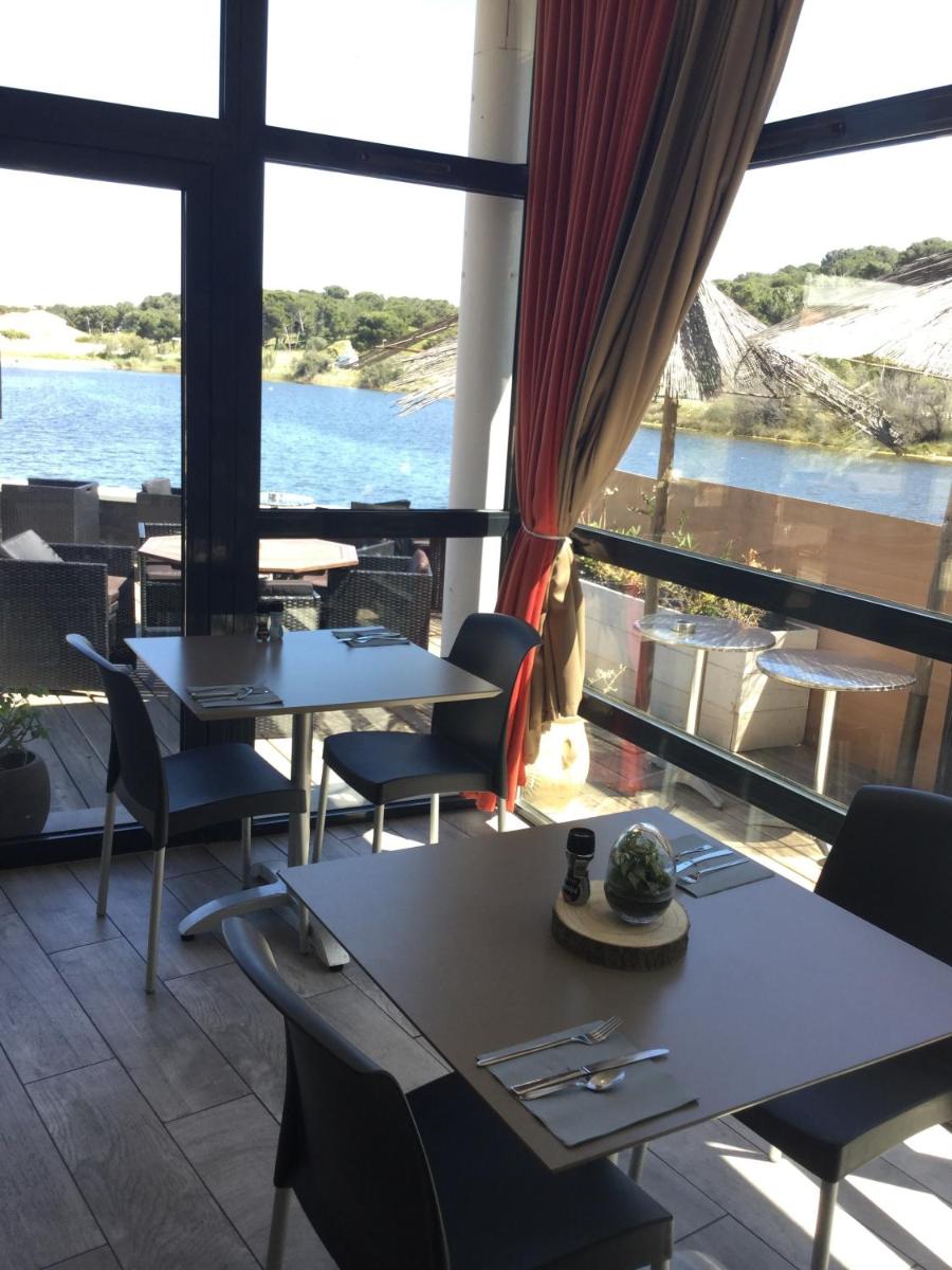 Vue sur la rivière ou le fleuve situé(e) à proximité de l'hôtel