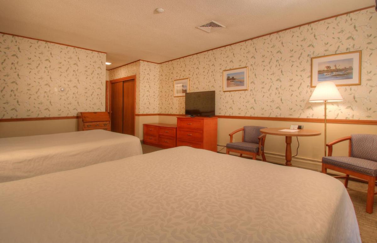 The Seaside Inn - Housity