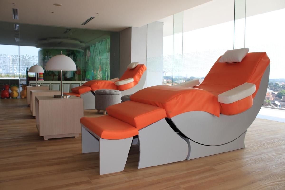 HARRIS Hotel & Conventions Solo - Housity
