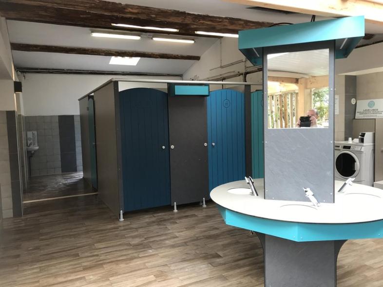 Camping Frédéric Mistral - Housity